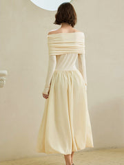 Off-Shoulder Bud Waist Pleated Knit Dress