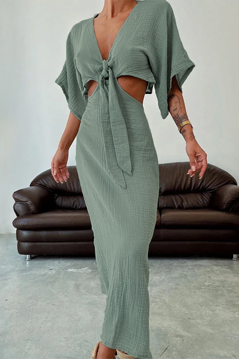 Sexy Solid Hollowed Out Frenulum V Neck One Step Skirt Dresses(2 Colors)