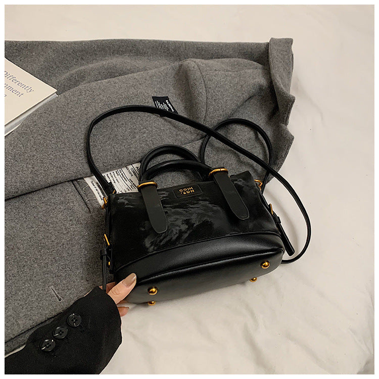 Simple One-Shoulder Crossbody Pillow Bag