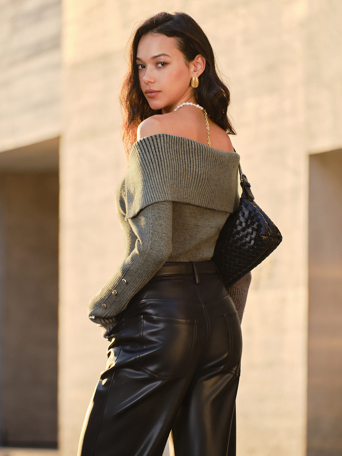 Off-Shoulder Ribbed Skinny Knit Top